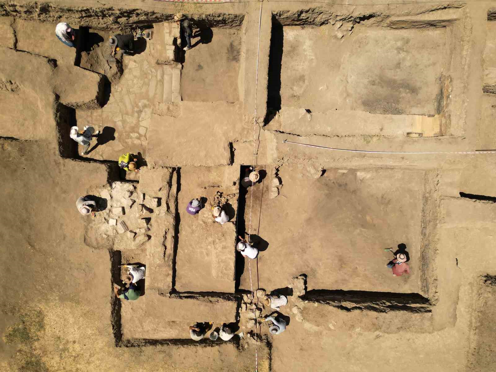 Eski Van Şehri’nde 1. Dünya Savaşı’nın izleri: Gülle ve çok sayıda mermi kovanı bulundu