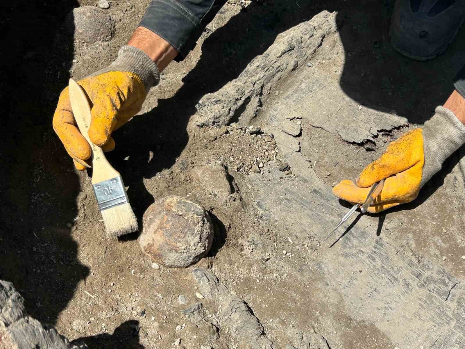 Eski Van Şehri’nde 1. Dünya Savaşı’nın izleri: Gülle ve çok sayıda mermi kovanı bulundu