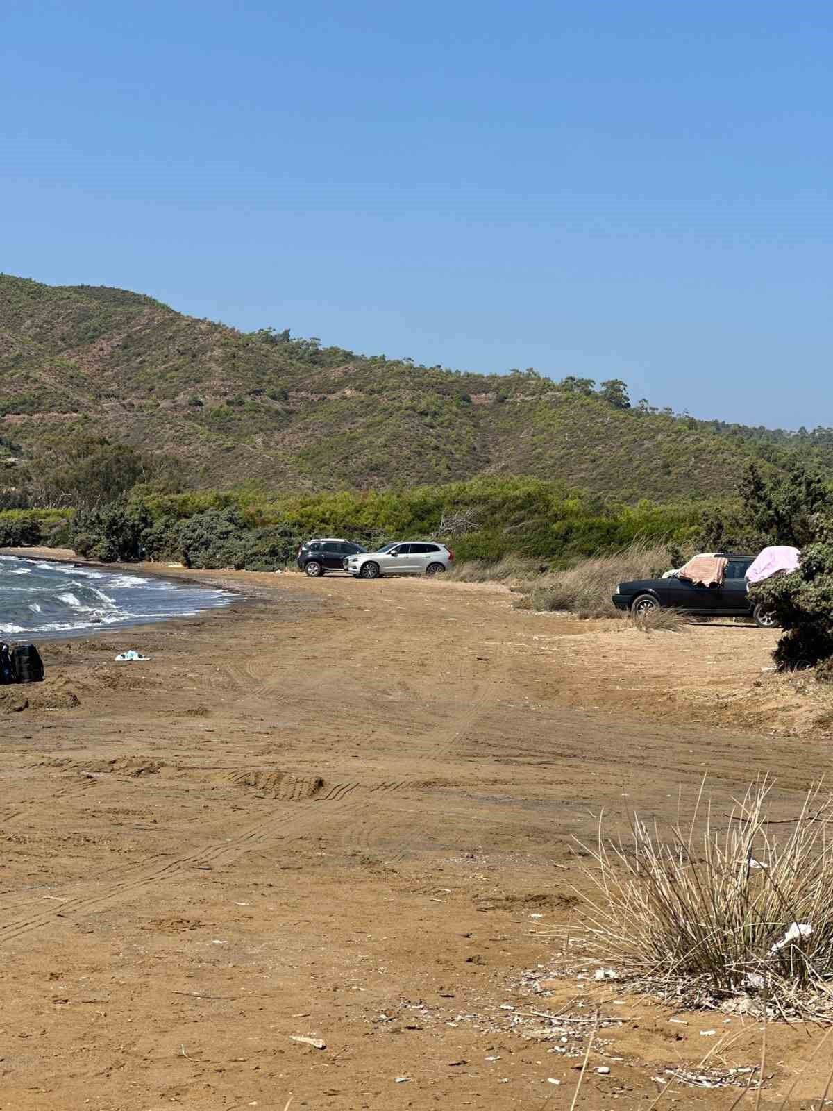 Marmaris Hisarönü’nde sahile araçlarını sokan tatilcilere tepki