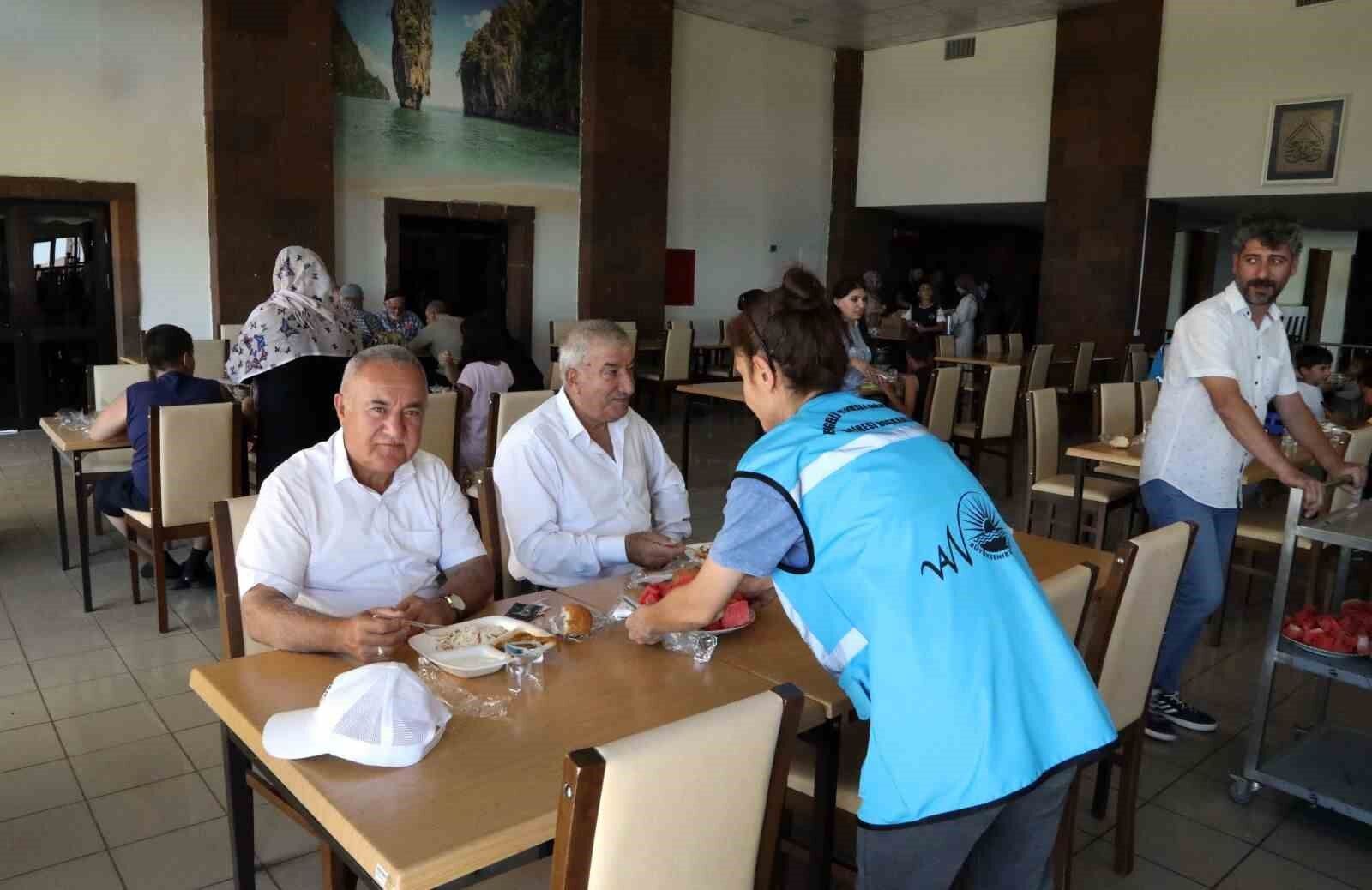 Yaşlı bireyler piknik etkinliği ile unutulmaz bir gün geçirdi