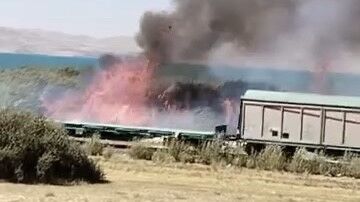 Van’da Erçek Gölü sazlıklarında yangın