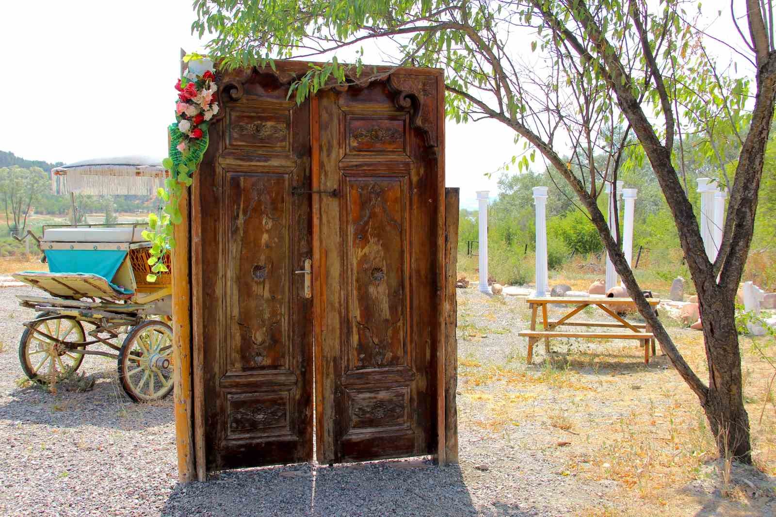 Kadın girişimci eski balık lokantasını fotoğraf platosuna dönüştürdü: 