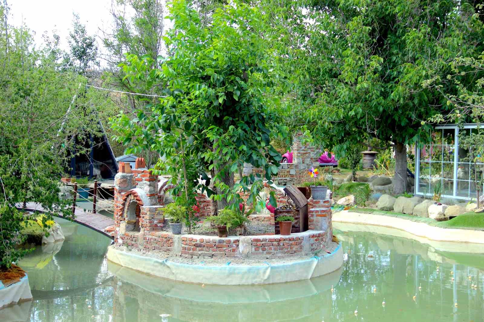 Kadın girişimci eski balık lokantasını fotoğraf platosuna dönüştürdü: 