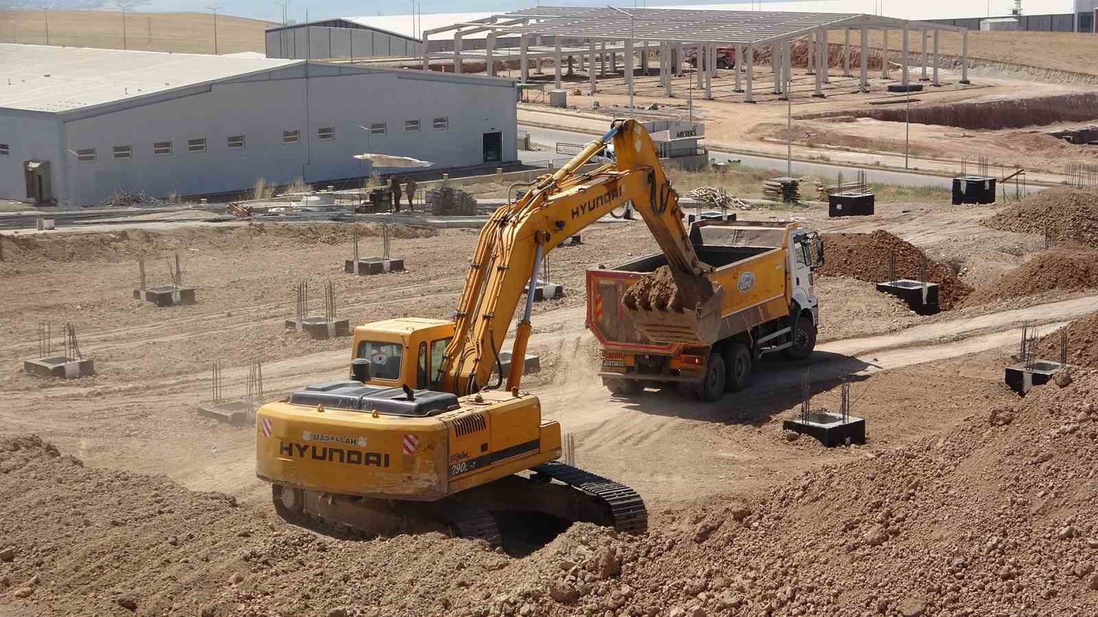 Van OSB bölgenin tekstil kenti olma yolunda ilerliyor