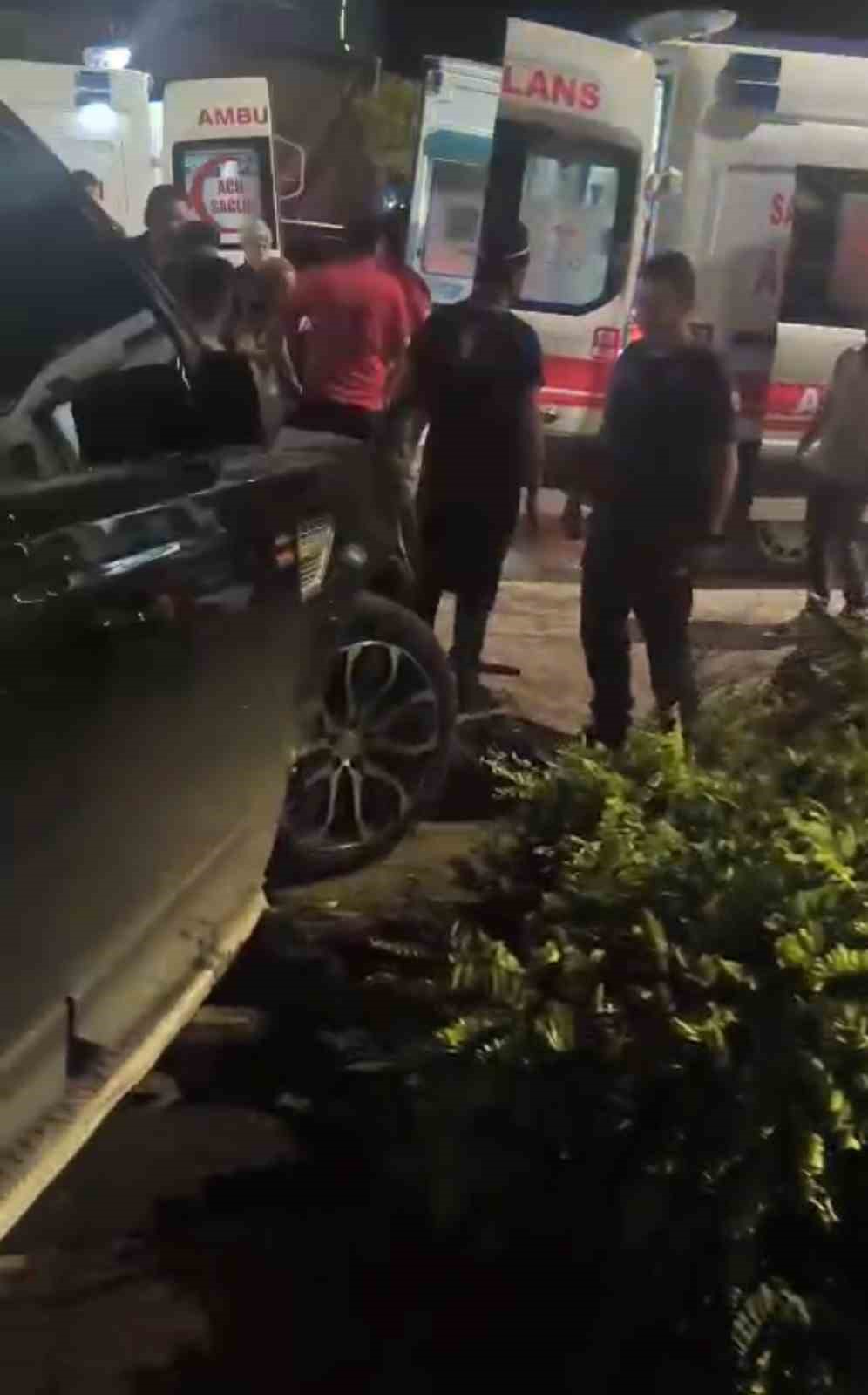 Otomobil park halindeki cipe çarptı: 1 yaralı