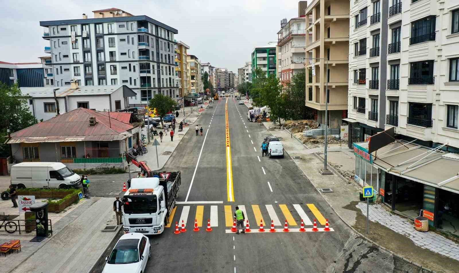 Eski Cezaevi Caddesi yeni görünümüyle trafiğe açıldı