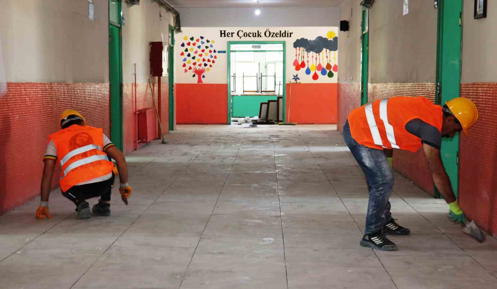 Van’da okullar eğitim öğretime hazırlanıyor