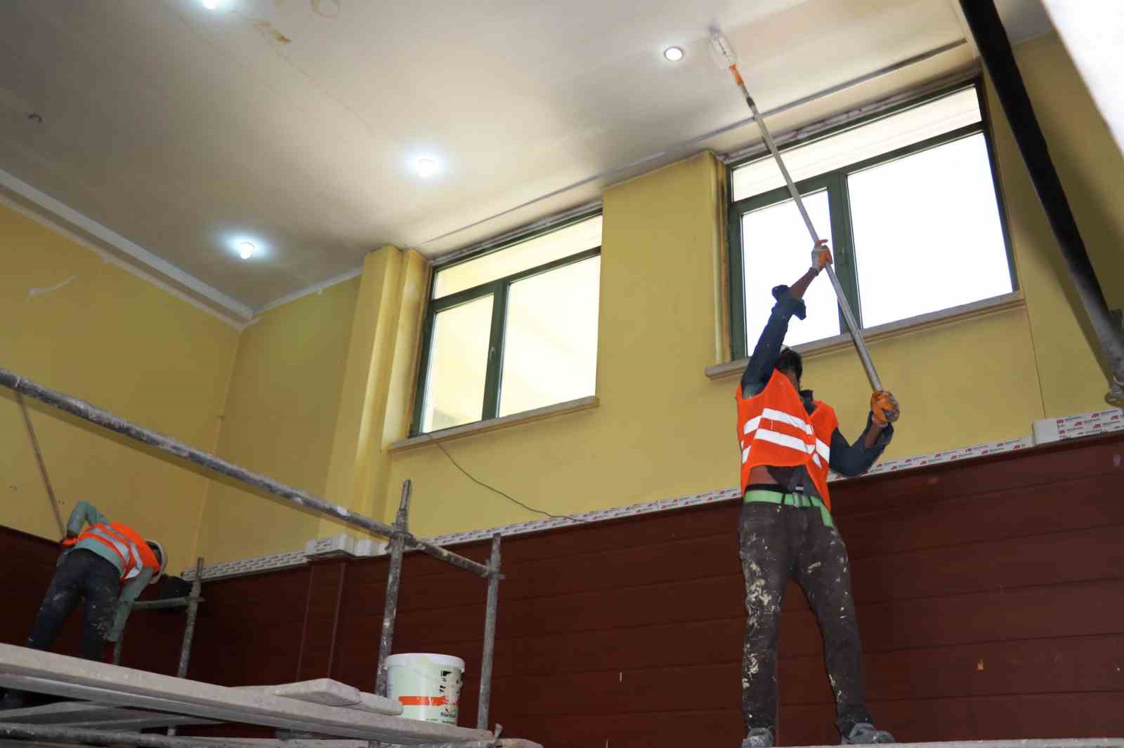 Van’da okullar eğitim öğretime hazırlanıyor