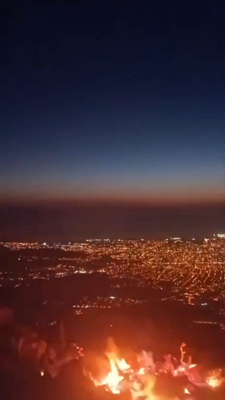 Van Gölü’ne dikkat çekmek için Erek Dağı’na tırmandılar