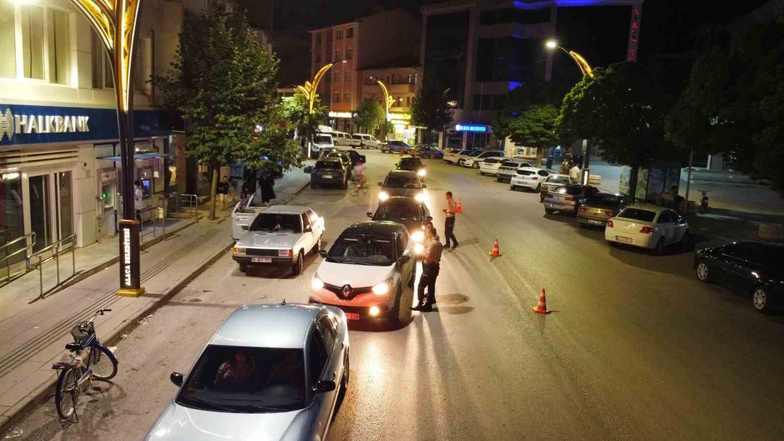 Trafik kurallarına uymayan sürücülere 52 bin TL ceza