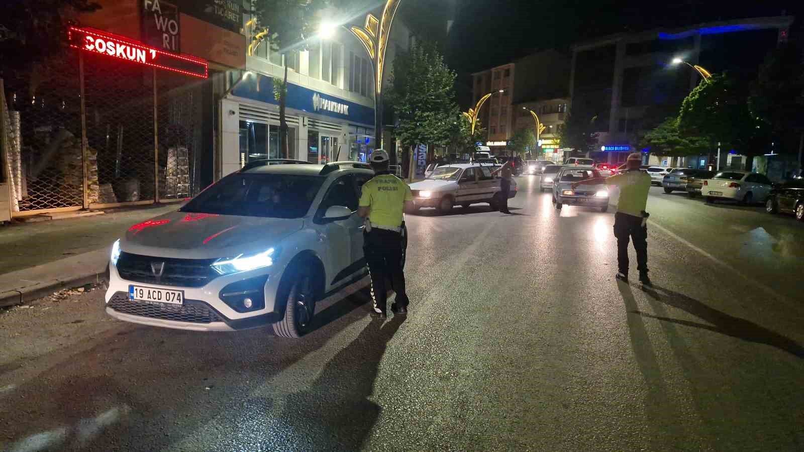 Trafik kurallarına uymayan sürücülere 52 bin TL ceza