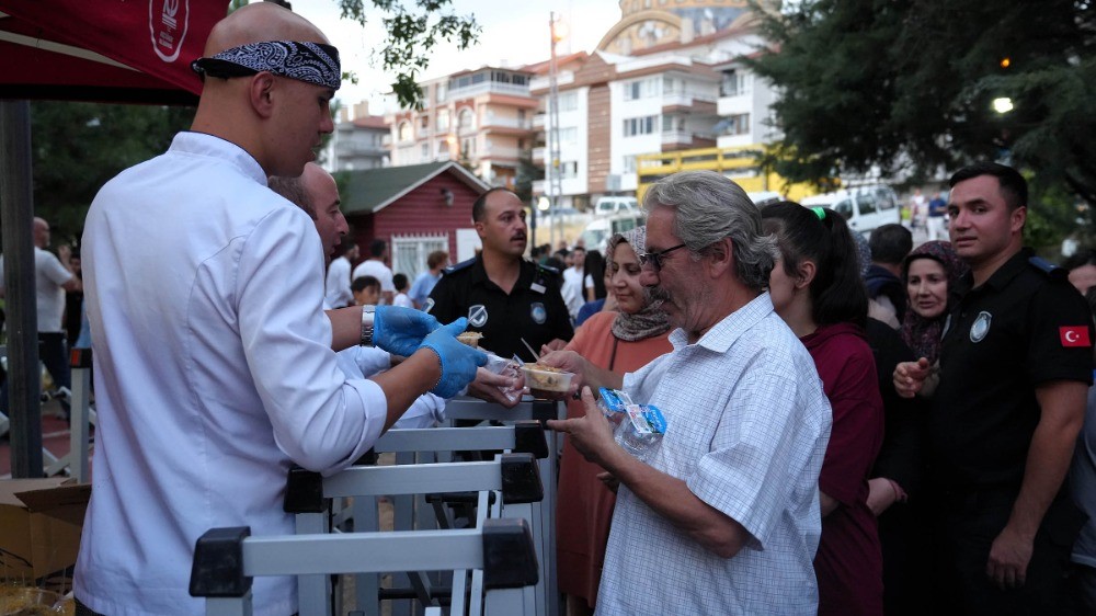 Keçiören’de açık hava sinemalarına yoğun ilgi