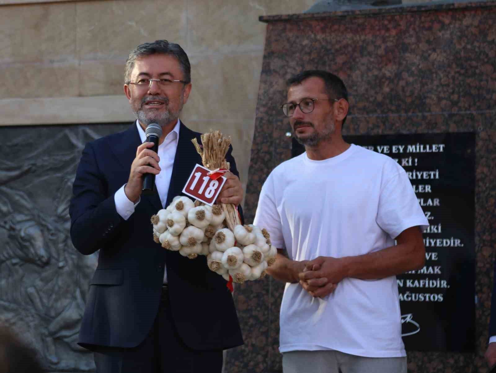 Tarım ve Orman Bakanı Yumaklı’dan vatandaşlara çağrı