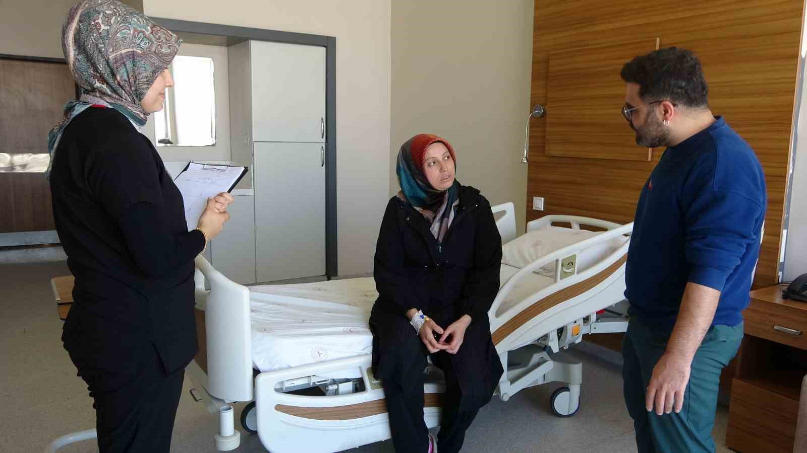 Van’da 100’den fazla hastaya izsiz cerrahi uygulandı