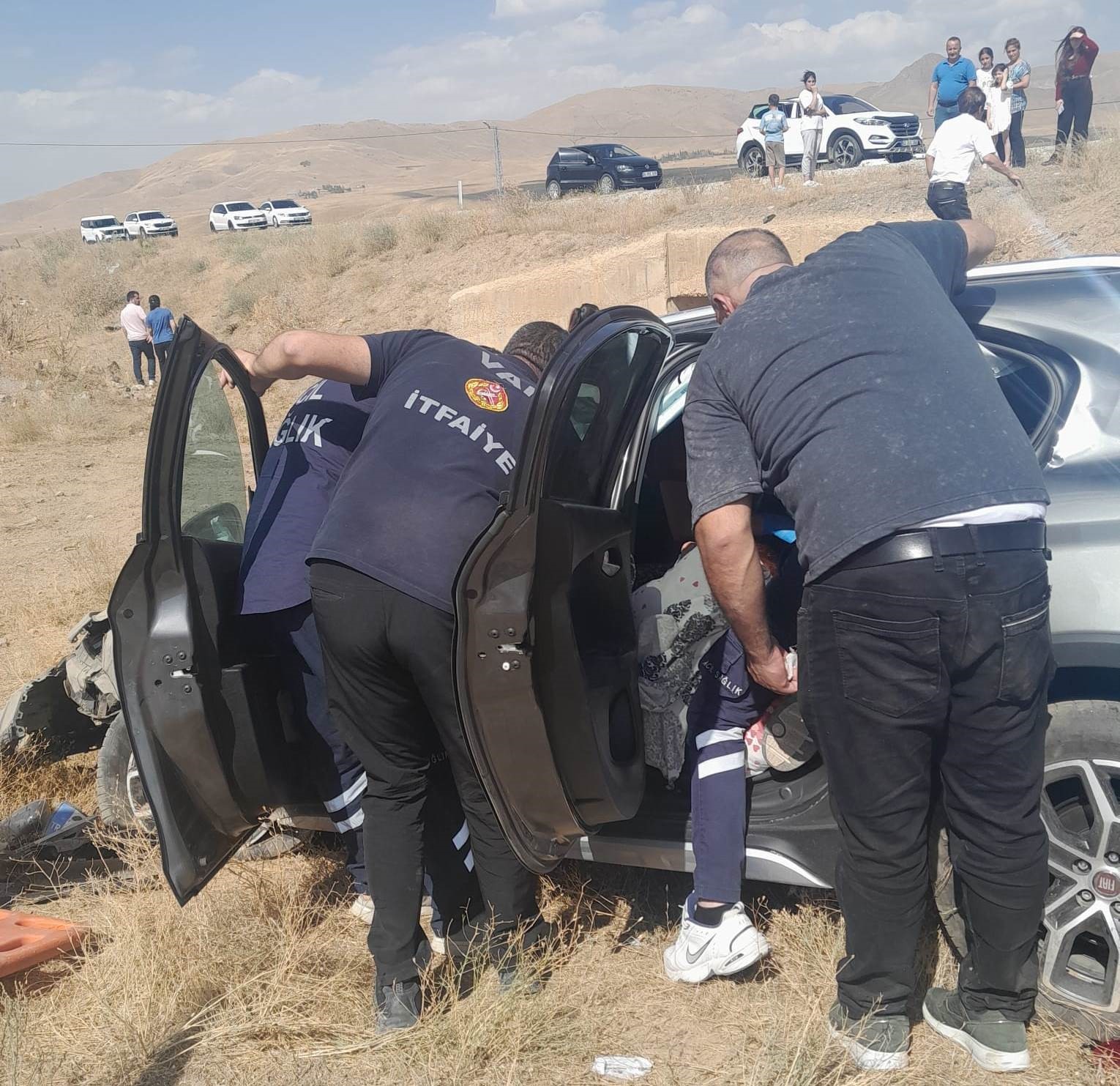 Van’da trafik kazası: 3 yaralı