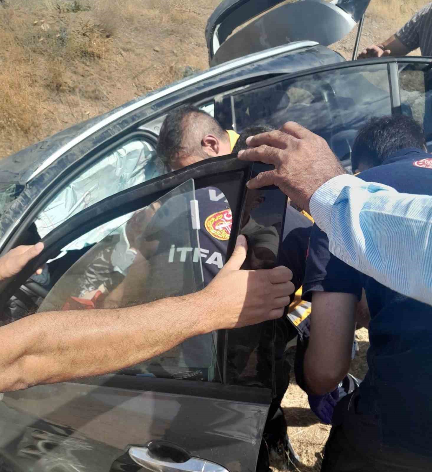 Van’da trafik kazası: 3 yaralı