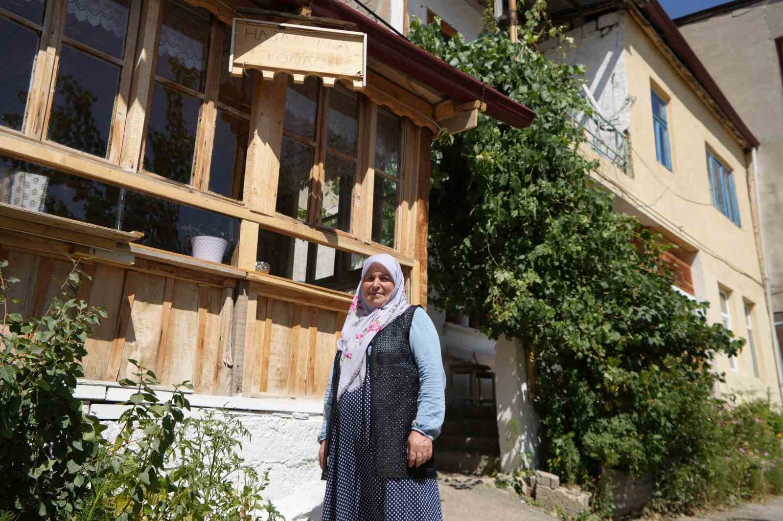 44 yıldır kiracısı olduğu eve gözü gibi bakıyor: 