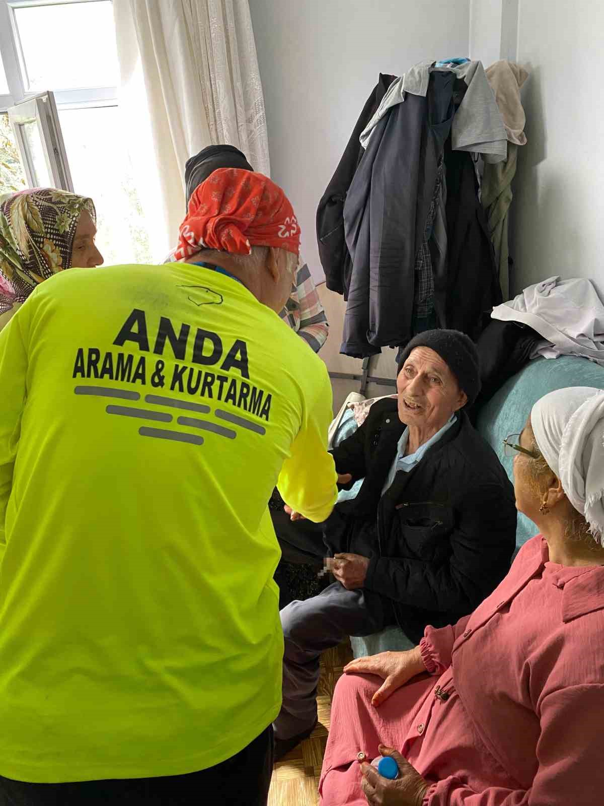 Kayıp yaşlı adam sağ olarak bulundu