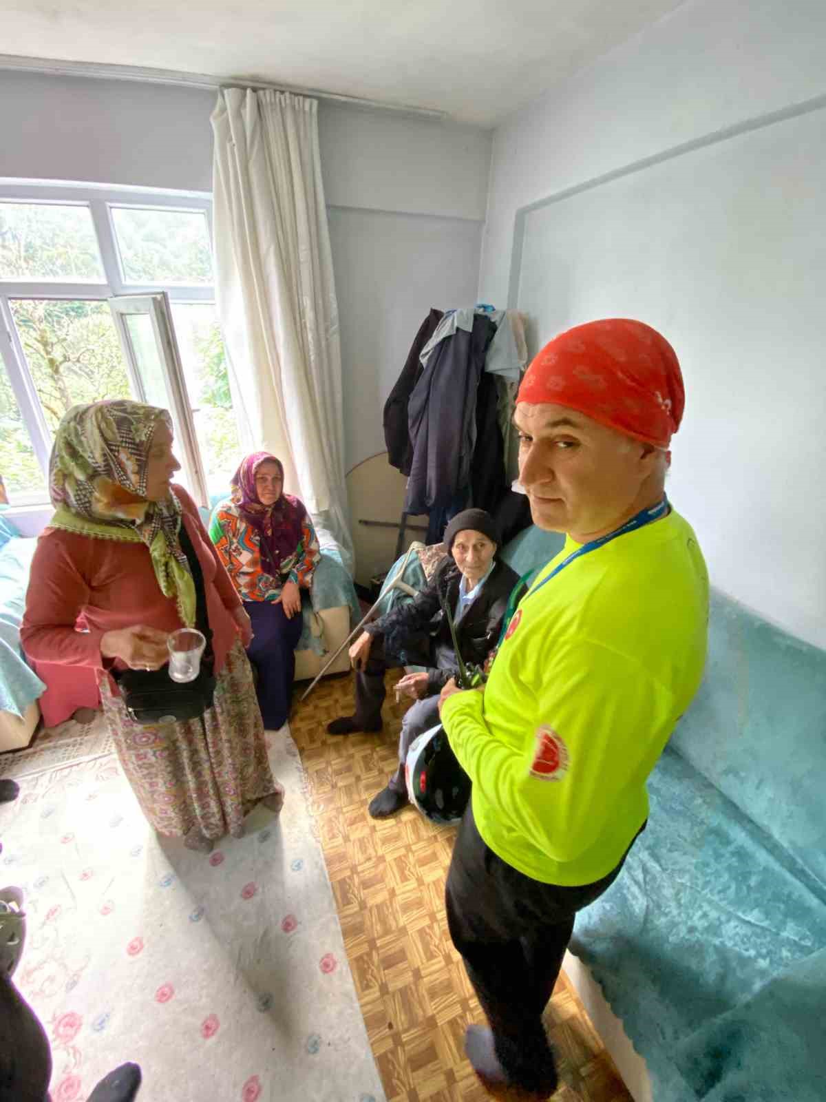 Kayıp yaşlı adam sağ olarak bulundu