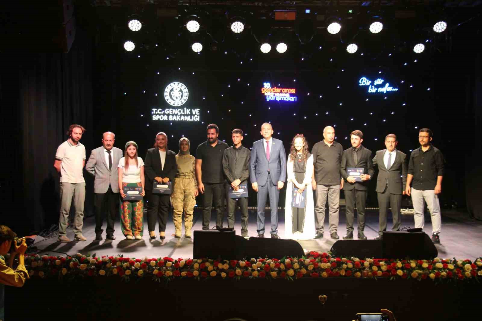 Van’da kültür ve sanat yarışmaları devam ediyor