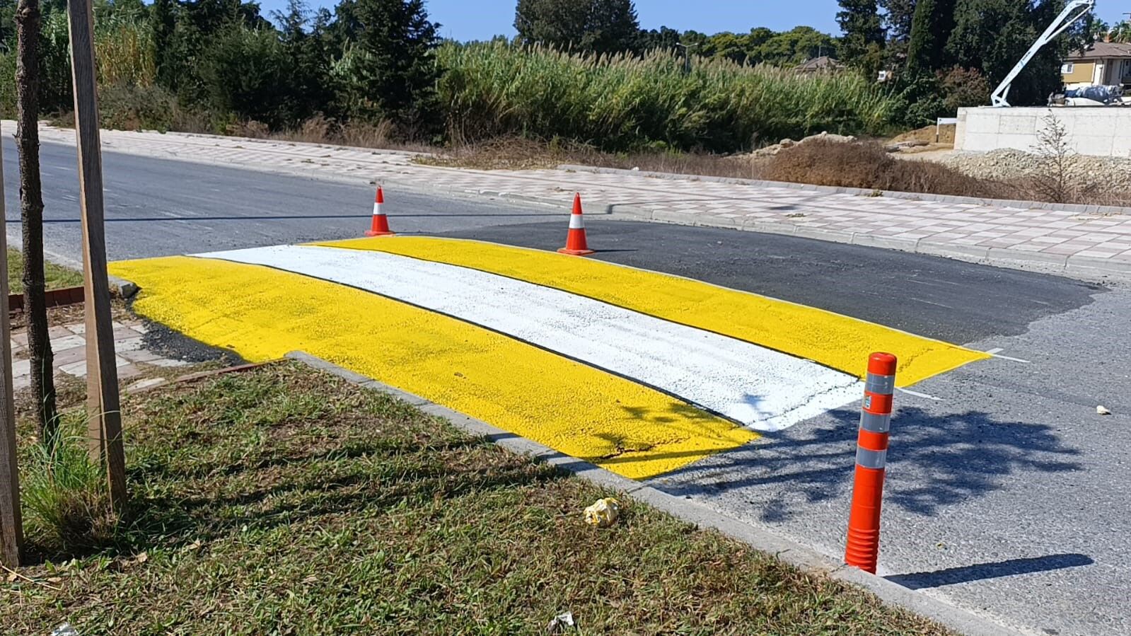 Boyasız kasisler gece karanlığında sürücülerin kabusu oldu: Fark edemeyen sanayinin yolunu tuttu