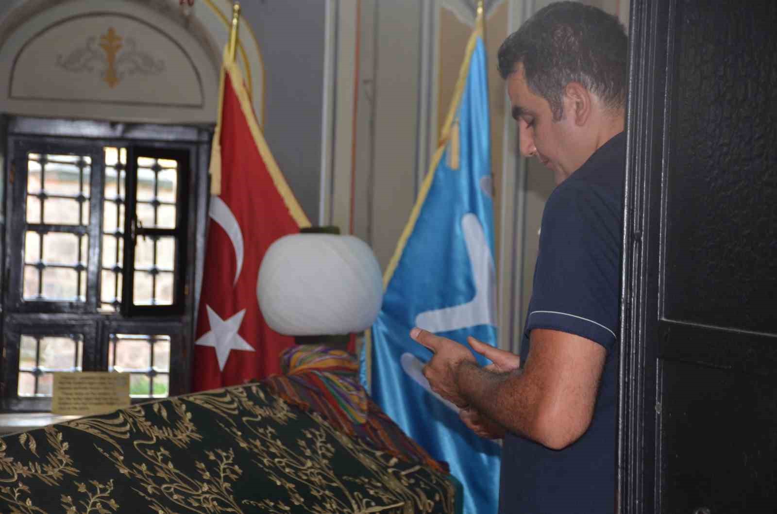 Bu ilçenin nüfusu bir günde yüzde 2500 artıyor