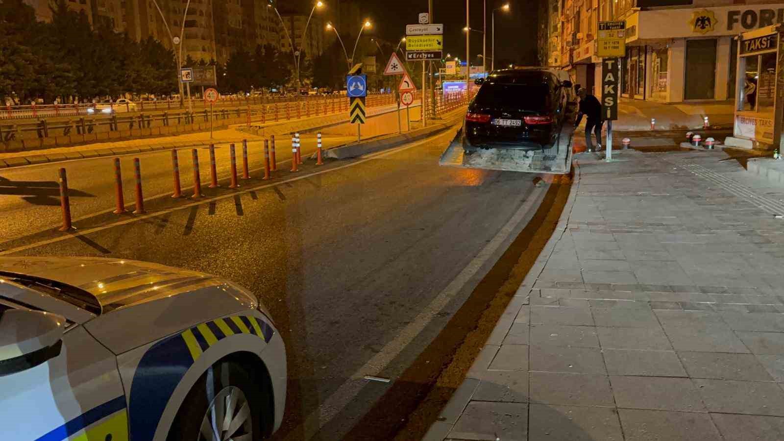 Başkasının ehliyetiyle uygulamadan geçmek istedi, 37 bin 354 TL ceza yedi