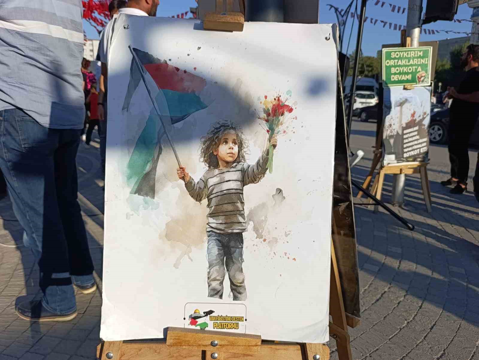 Van’daki STK’lardan Küresel Sumud Filosu’na destek