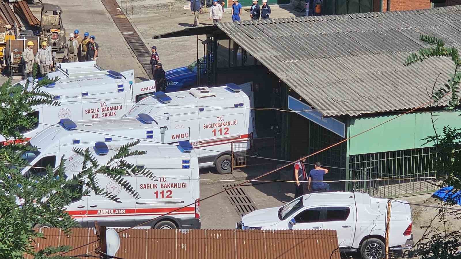 Maden ocağında göçük: 2 işçiyi kurtarma çalışması sürüyor