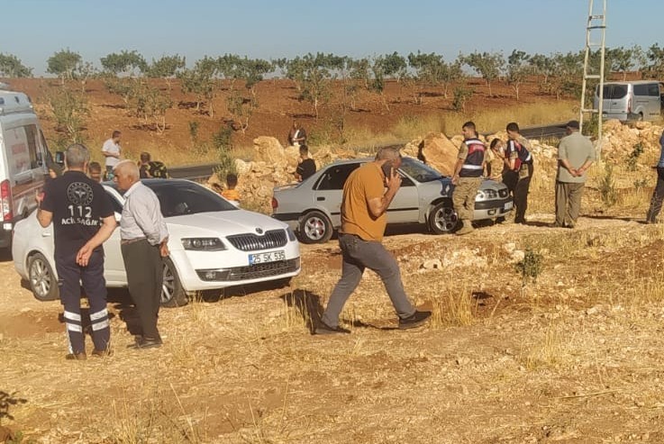 Otomobil devrildi:1 ölü, 3 yaralı