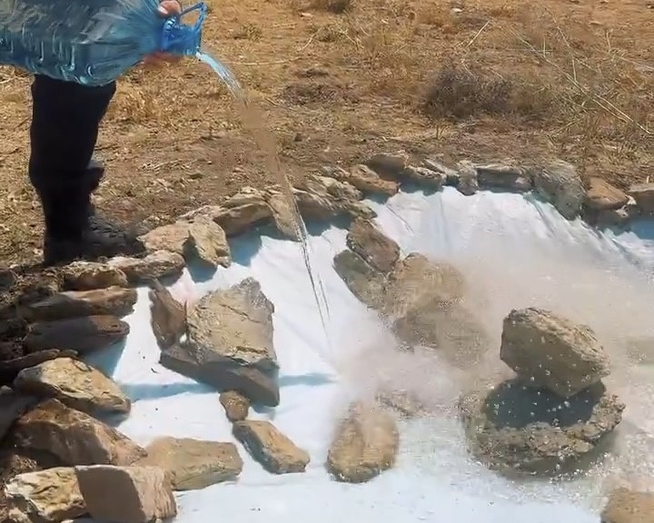 Van jandarmasından yaban hayatına minik su havuzları