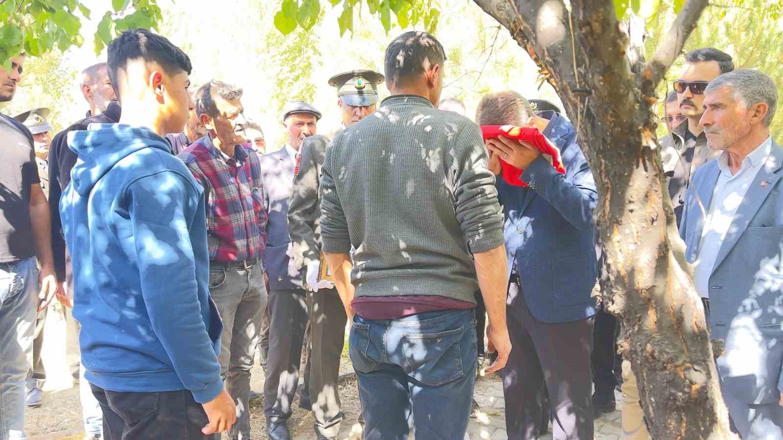 Van’da Kıbrıs gazisi son yolculuğuna uğurlandı