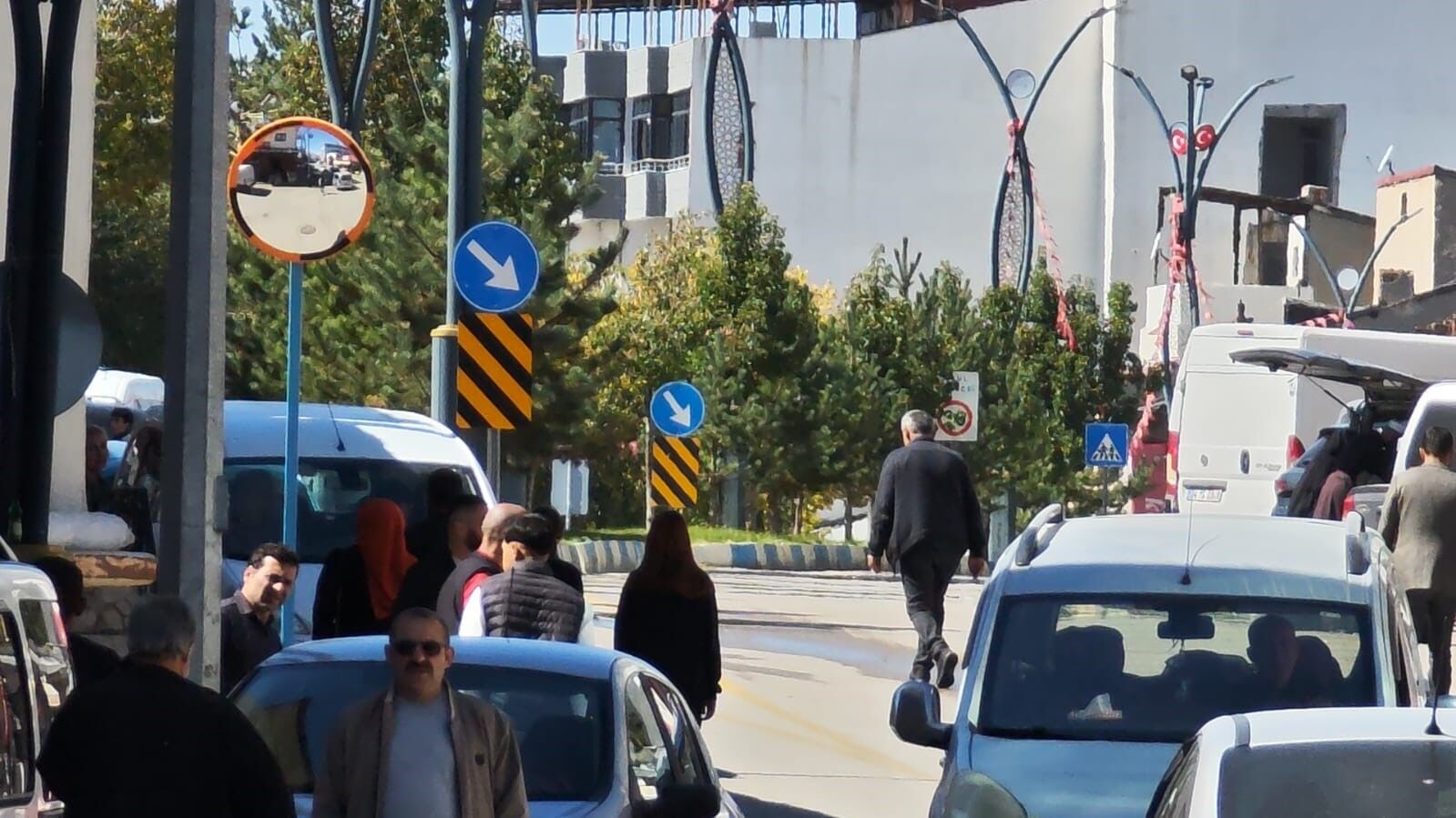 Aşkale’de 4.4 büyüklüğünde deprem paniğe neden oldu