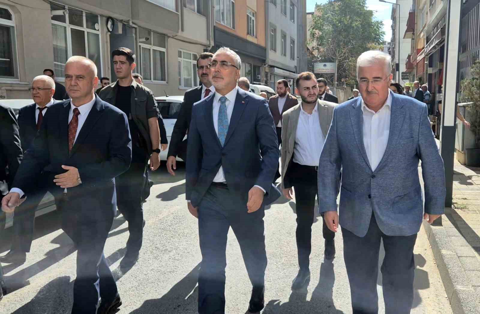 Silivri’de Türkiye Yüzyılı Buluşması: Bakan Işıkhan’dan üçlü ziyaret