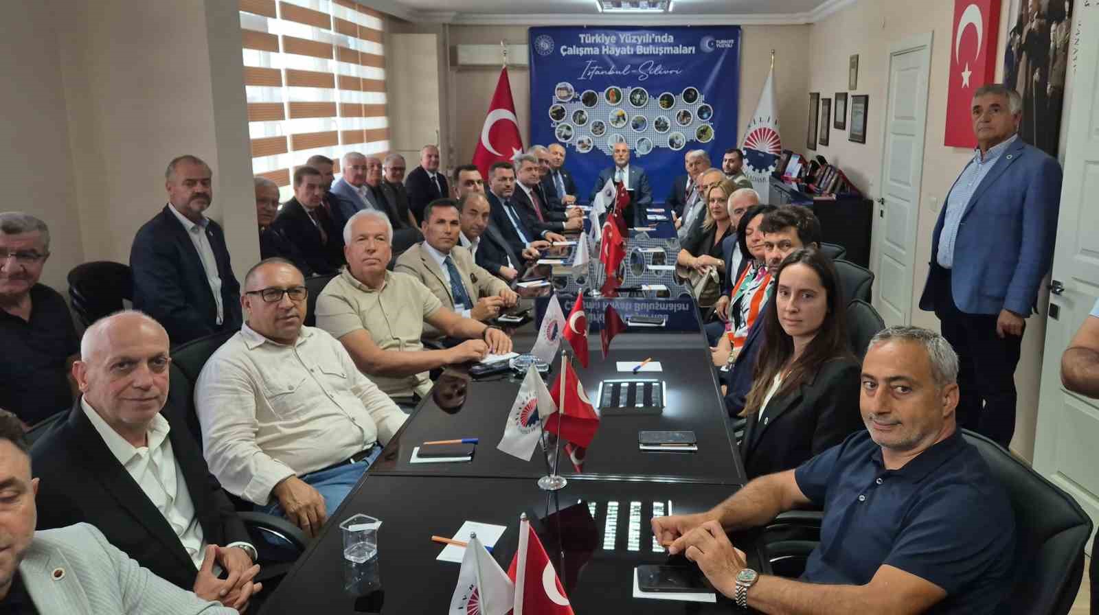 Silivri’de Türkiye Yüzyılı Buluşması: Bakan Işıkhan’dan üçlü ziyaret