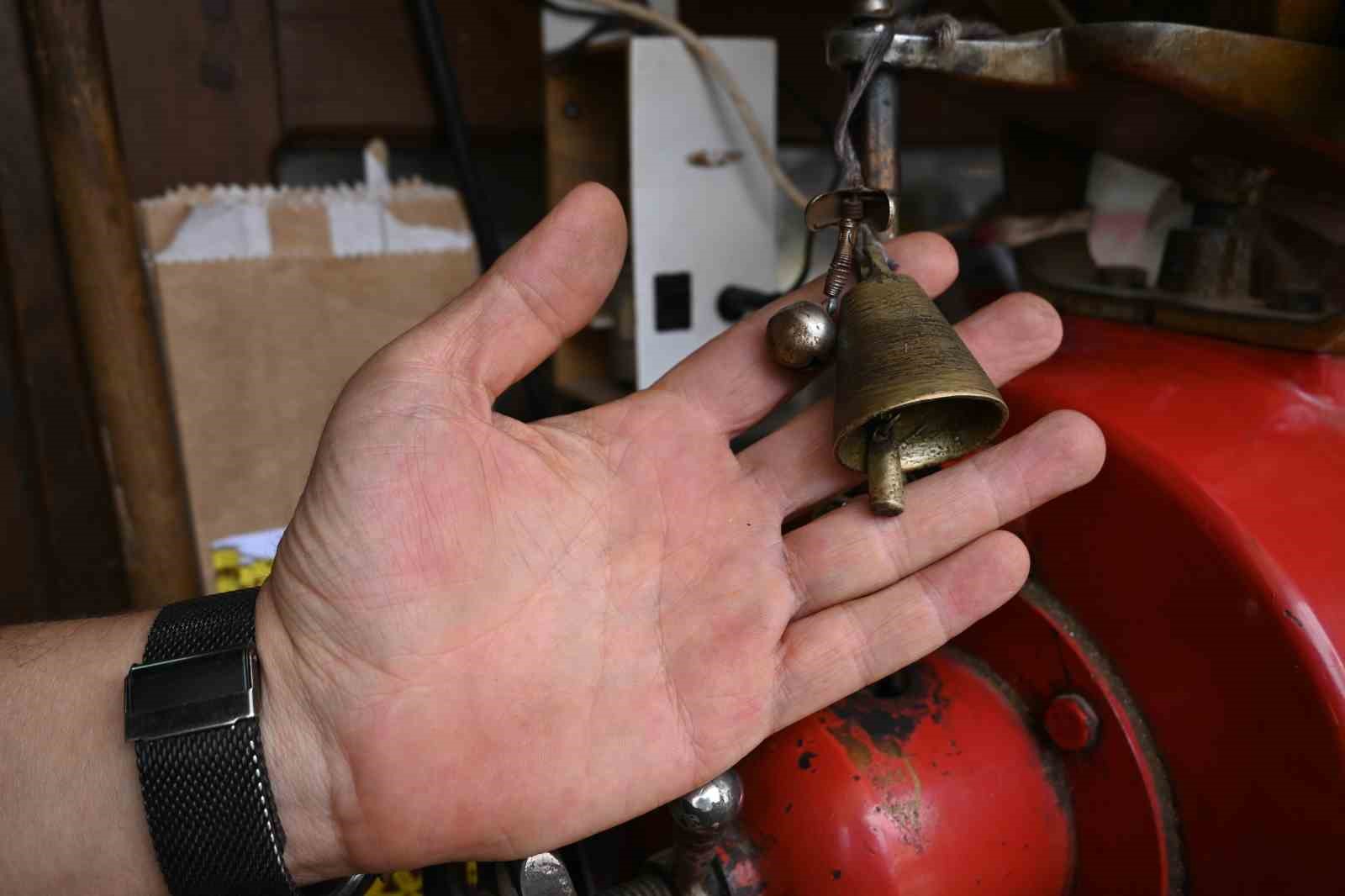 Kahvecilerin yarım asırlık ’Koyun çanı’ geleneği