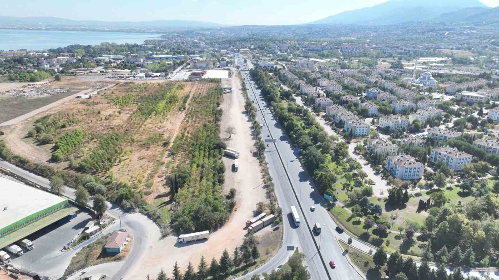Ağır vasıta yasağı D130’da trafik akışını hızlandırdı