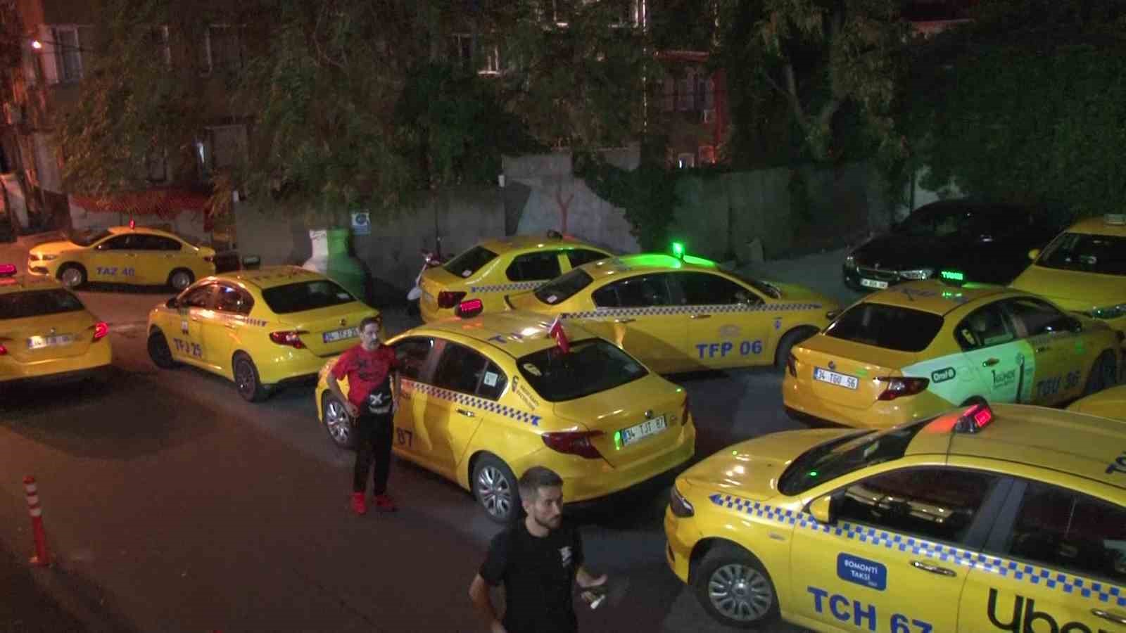 Beyoğlu’nda silahlı saldırıya uğrayan taksici hayatını kaybetti