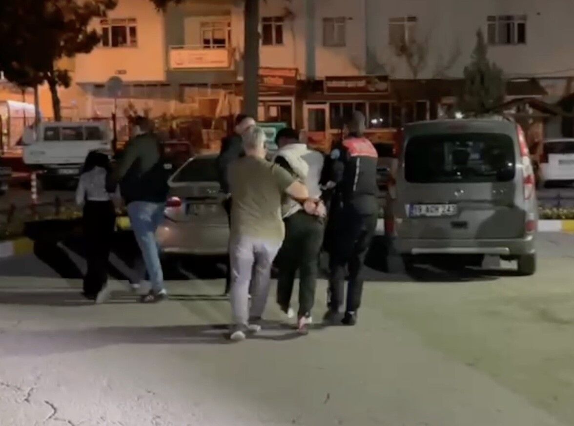 Çorum’da petshop dükkanına silahlı saldırı: 1 ölü, 4 gözaltı