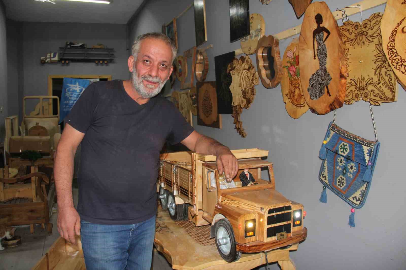 Çocukluk sevdası emeklilikte mesleğe dönüştü