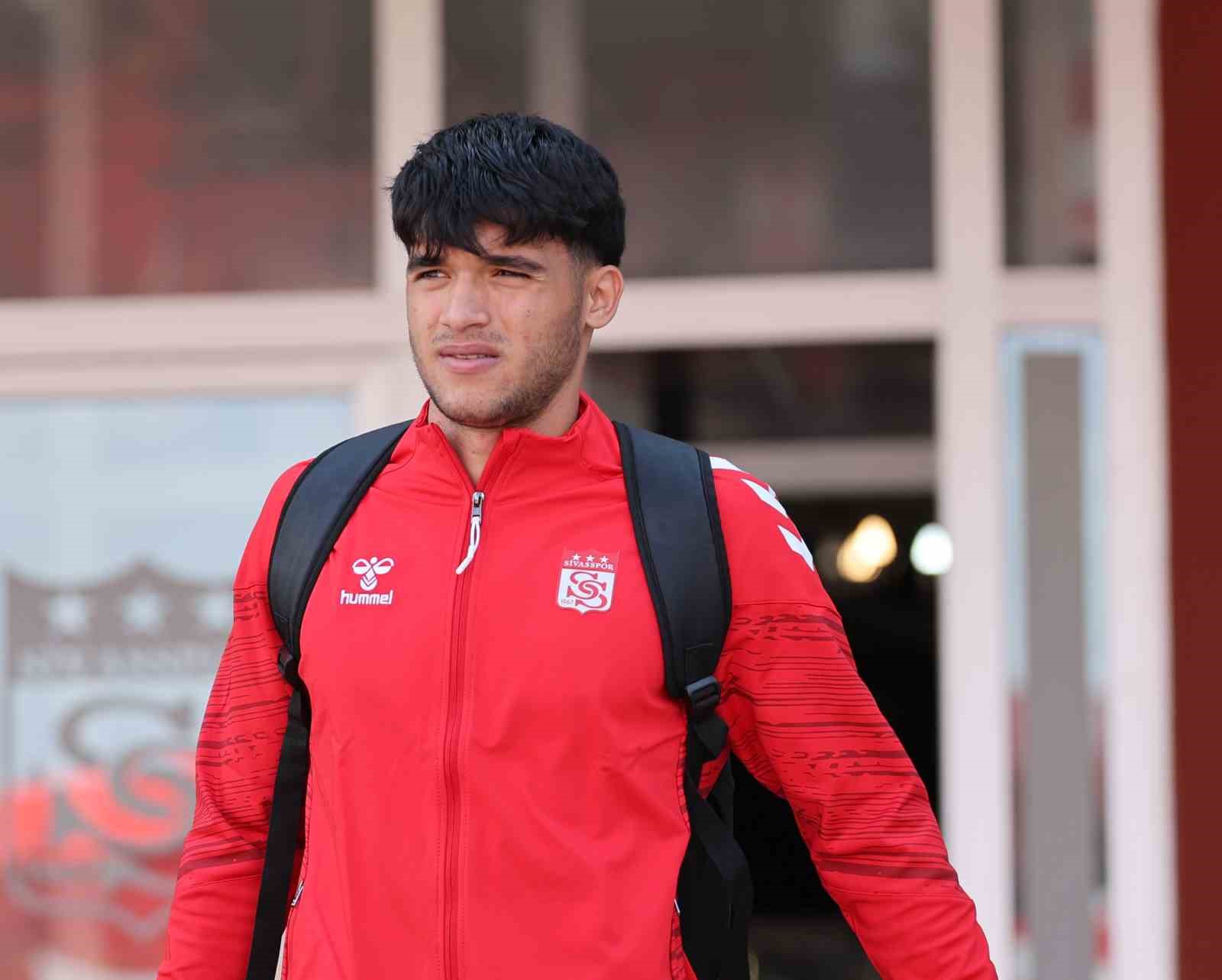 Sivasspor kafilesi Van’a gitti