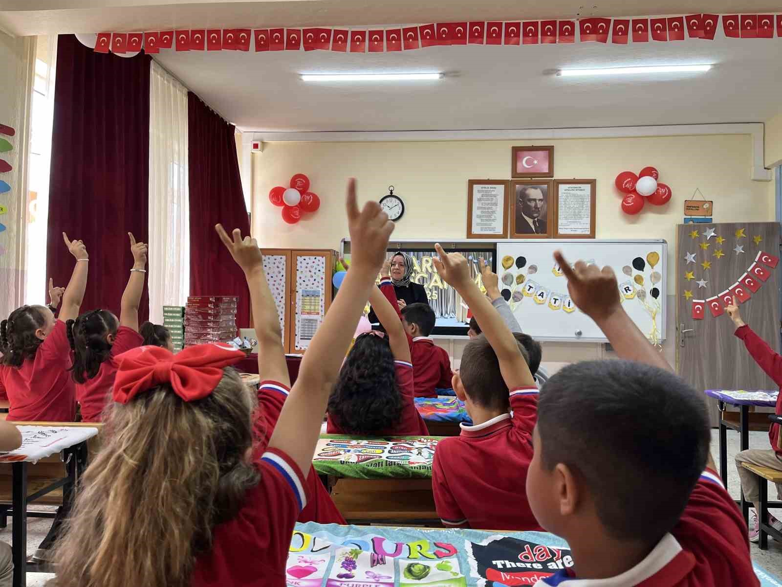 Çocukların okuldan soğumasının sebebinin altında ‘Akran zorbalığı’ olabilir