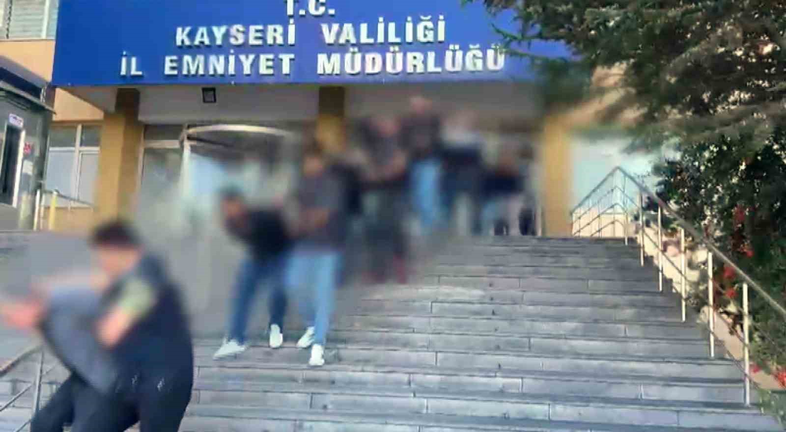 Kayseri’de yasadışı bahsin para nakliyecilerine operasyon: 11 gözaltı