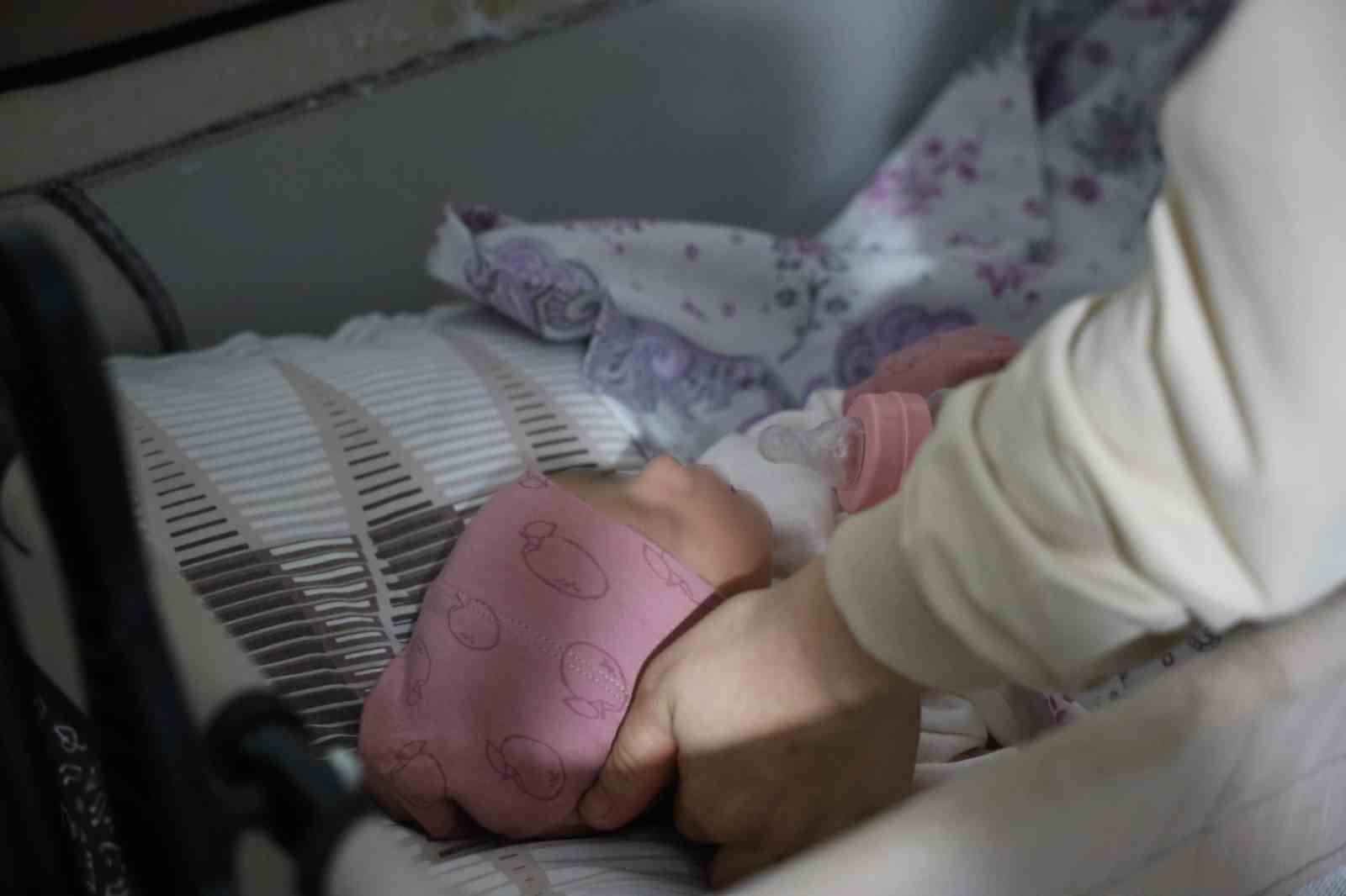 Diyarbakır’da yeni doğan bebekler karıştırıldı, gerçek evde fark edilen ’bileklikte’ ortaya çıktı