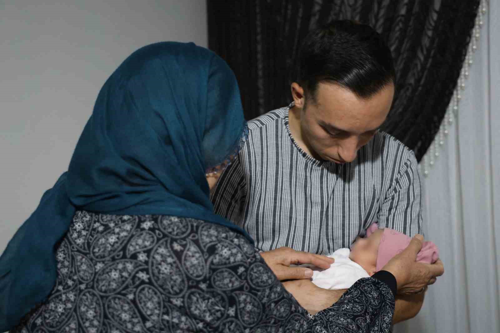 Diyarbakır’da yeni doğan bebekler karıştırıldı, gerçek evde fark edilen ’bileklikte’ ortaya çıktı