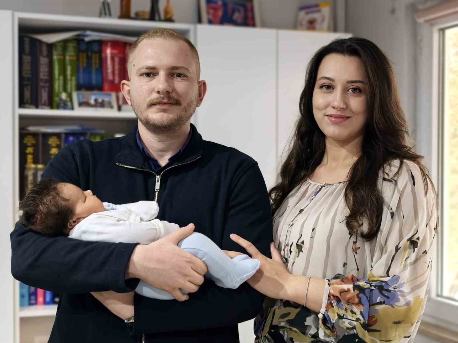 6 kilo 150 gram bebek dünyaya geldi