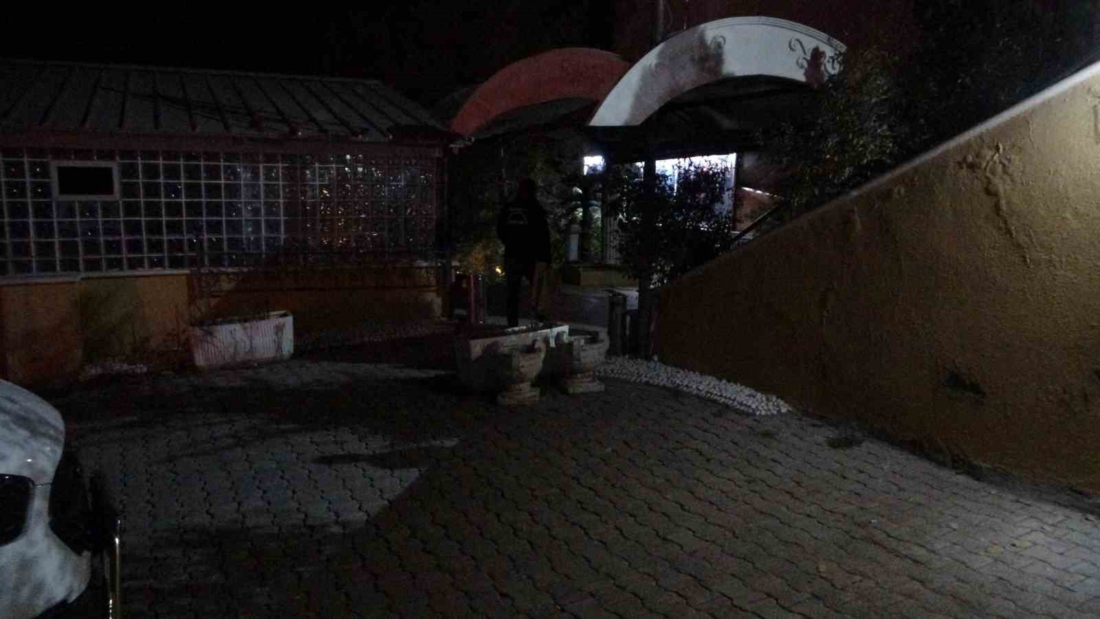 Malatya’da düğün salonunda silahlı kavga: 4 yaralı