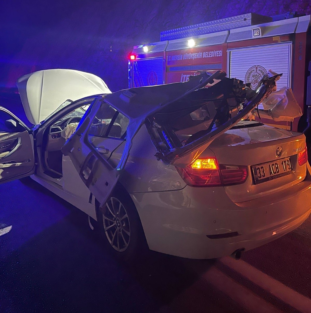 Yaşlı çifti kaza ayırdı: Sürücü yaralandı, kocası hayatını kaybetti