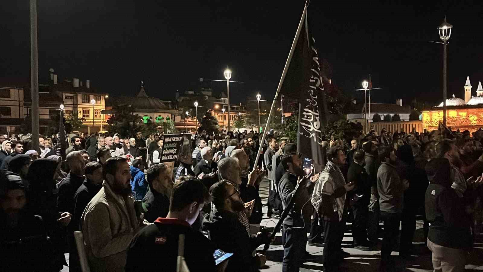 Konya’da İsrail’in Küresel Sumud Filosuna saldırısı protesto edildi