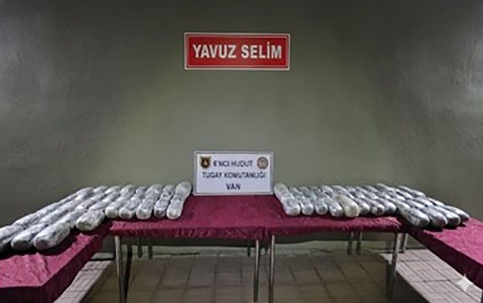 Van ve Hakkari’de 102 kilo 429 gram uyuşturucu ele geçirildi